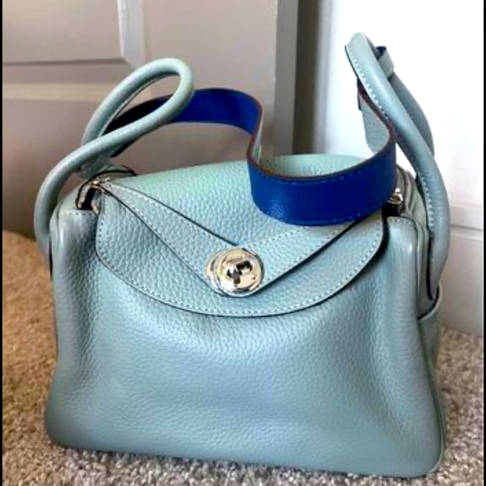 COPY - This is a beautiful, two-tone blue beauty!